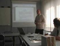 Embedded thumbnail for Simon Péter: Szilárd szakkör a Leöweyben (2010) -részlet